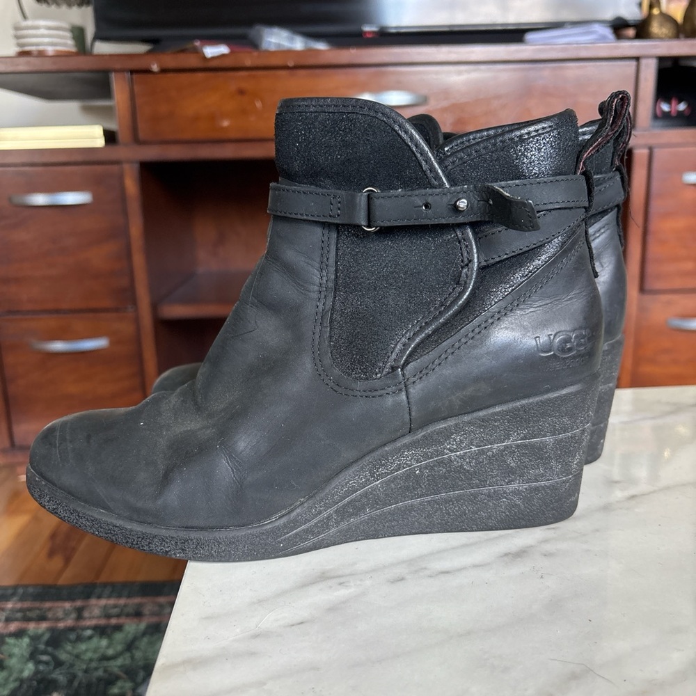 UGG Women's Emalie Black Leather Wedge Boots